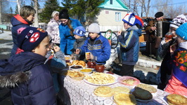 В селе Чумаево отметили весенние праздники