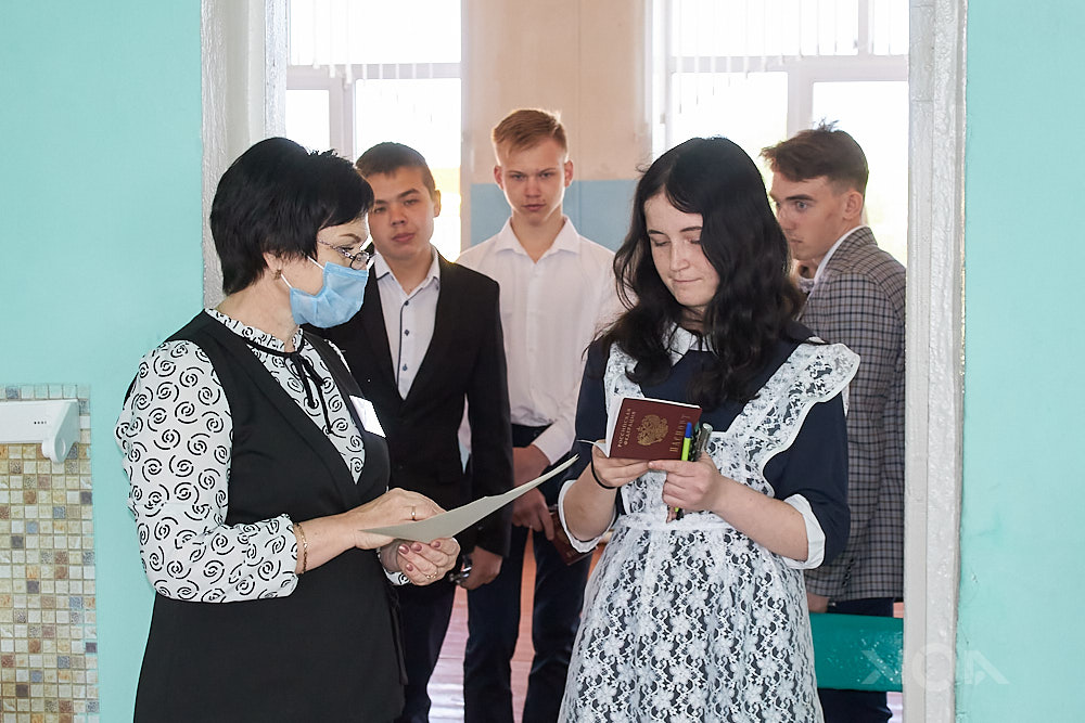 Камешкирские школьники сдали первый в этом году выпускной экзамен