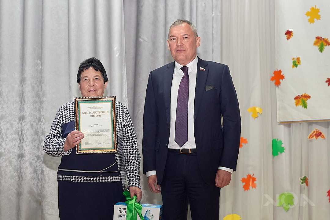 В Камешкирском районе чествовали учителей